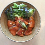 ユッケ丼